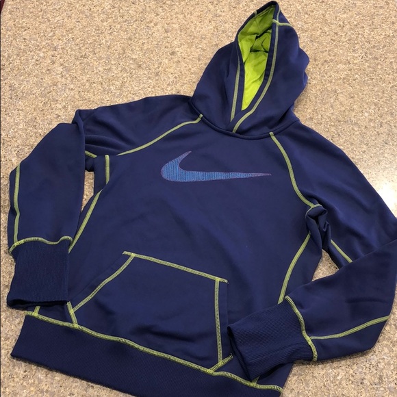 Nike Tops - Nike Therma-fit Hooded Sweatshirt Size Small